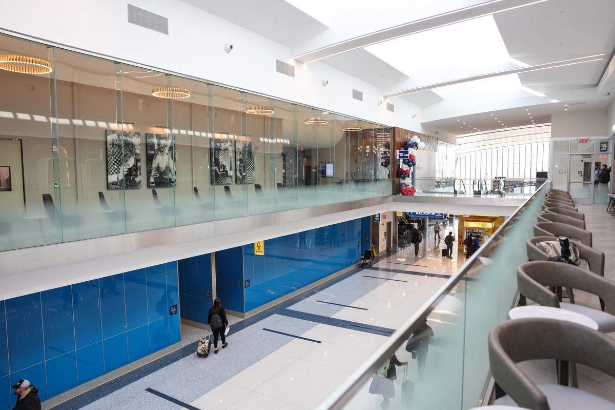 The new Delta Sky Club is on the second floor at the end of concourse A at Charlotte’s airport.
