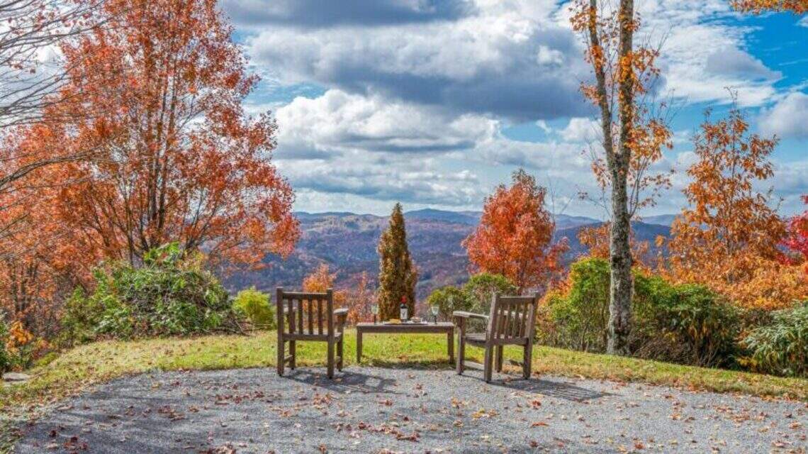 George W. Bush lawyer in presidential vote dispute selling NC mountain retreat for $15M