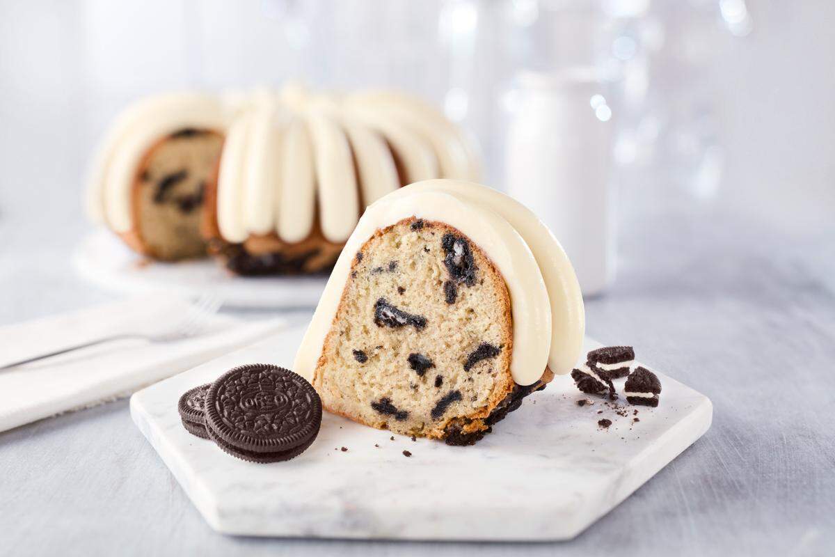 Nothing Bundt Cakes introduces a new Nothing Bundt Cakes OREO® Cookies & Cream Bundt Cake for a limited-time only.