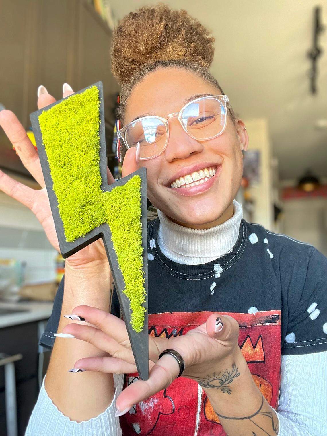 Charlotte artist Makayla Binter is a painter, photographer and muralist.