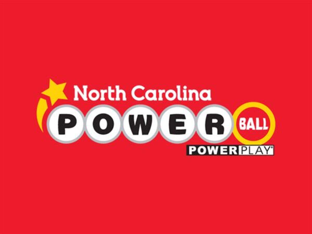 A Charlotte man won a $100,000 Powerball prize with a ticket he bought from a vending machine in Charlotte Douglas International Airport, according to the NC Education Lottery.