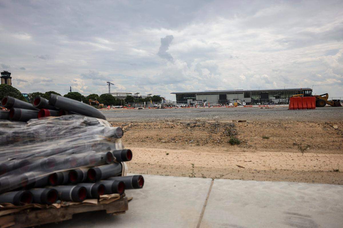 Charlotte Douglas International Airport is launching a $231-million construction project adding 10 gates to Concourse A.