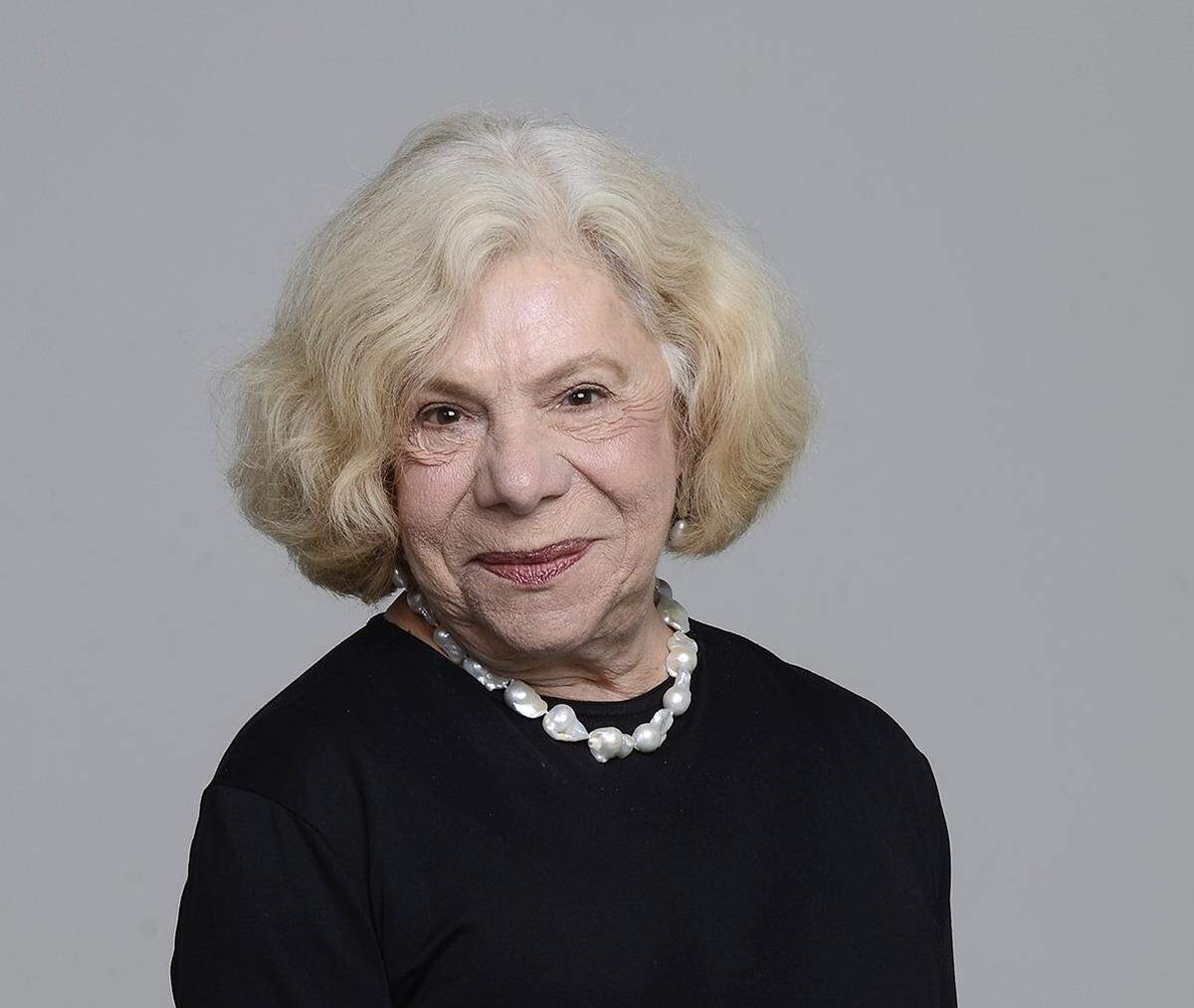 Dannye Romine Powell on Monday, July 6, 2015. Powell, a poet and former longtime Charlotte Observer book editor and columnist, died Thursday, Oct. 10, 2024, at her longtime home in Dilworth. She was