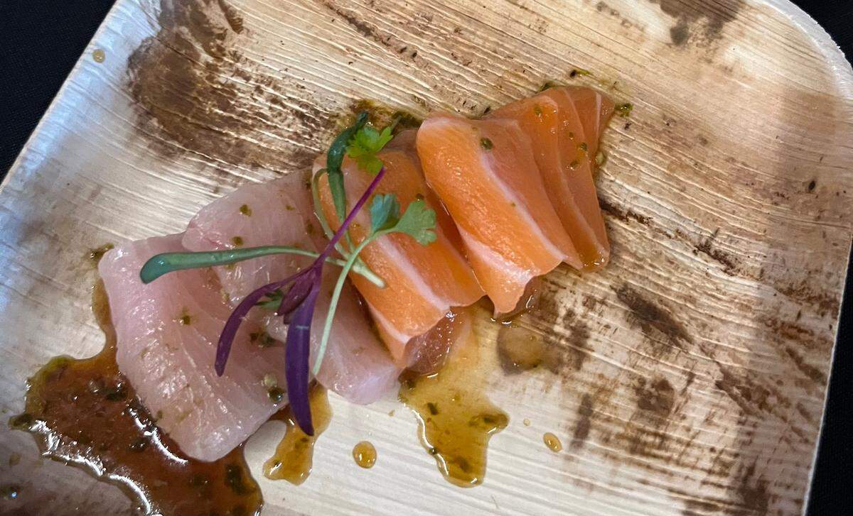 PrimeFish sashimi, flavored with ginger dressing.
