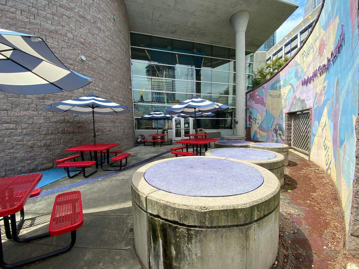 “ImaginOn Courtyard Mural” at 300 East 7th Street by David Theissen with student artists, 2006.