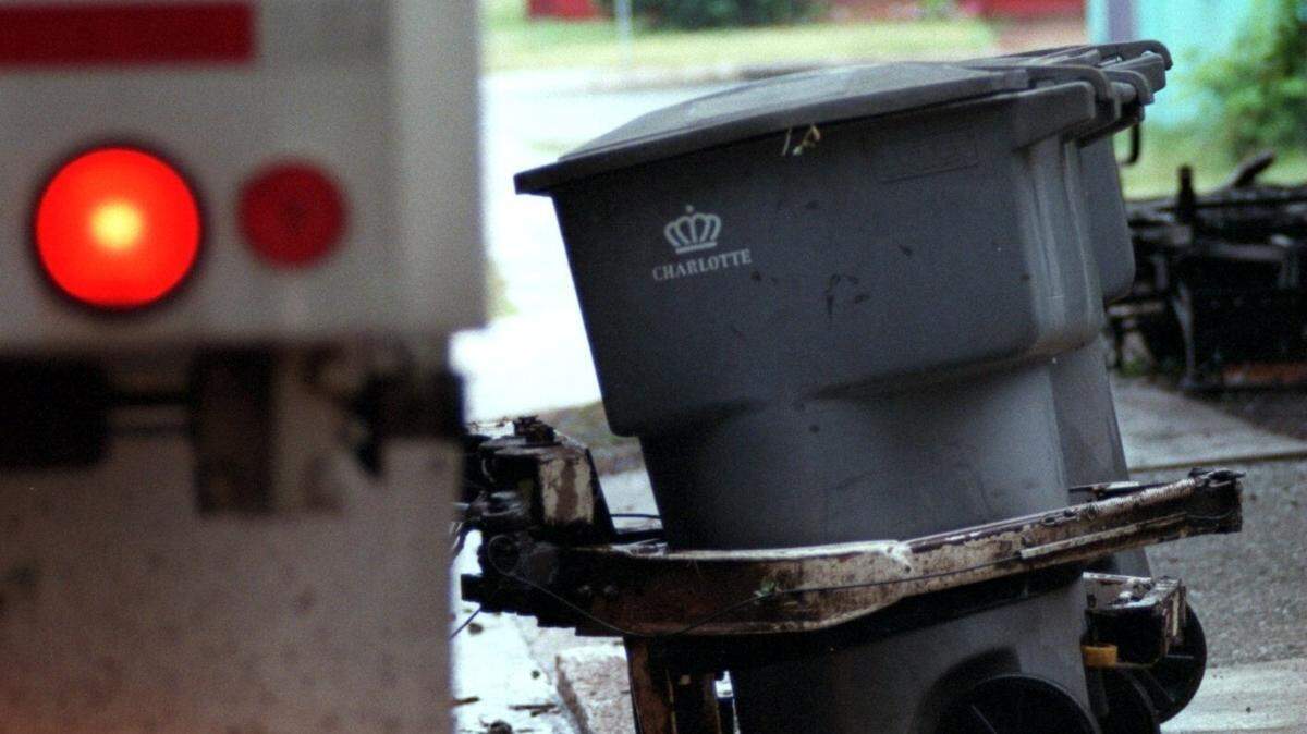 The City of Charlotte is asking residents to take their waste to the curb Wednesday, Jan. 19, 2022, and leave it there until collected as a winter storm approaches.
