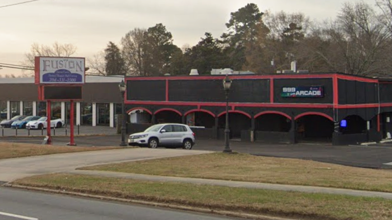 CMPD raids east Charlotte gambling arcade, seizes nearly $40,000 and 62 devices