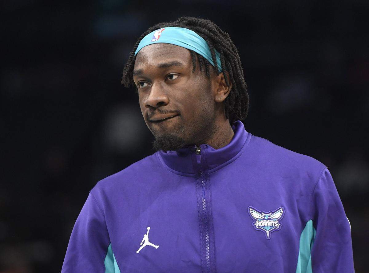 Charlotte Hornets center Mark Williams.