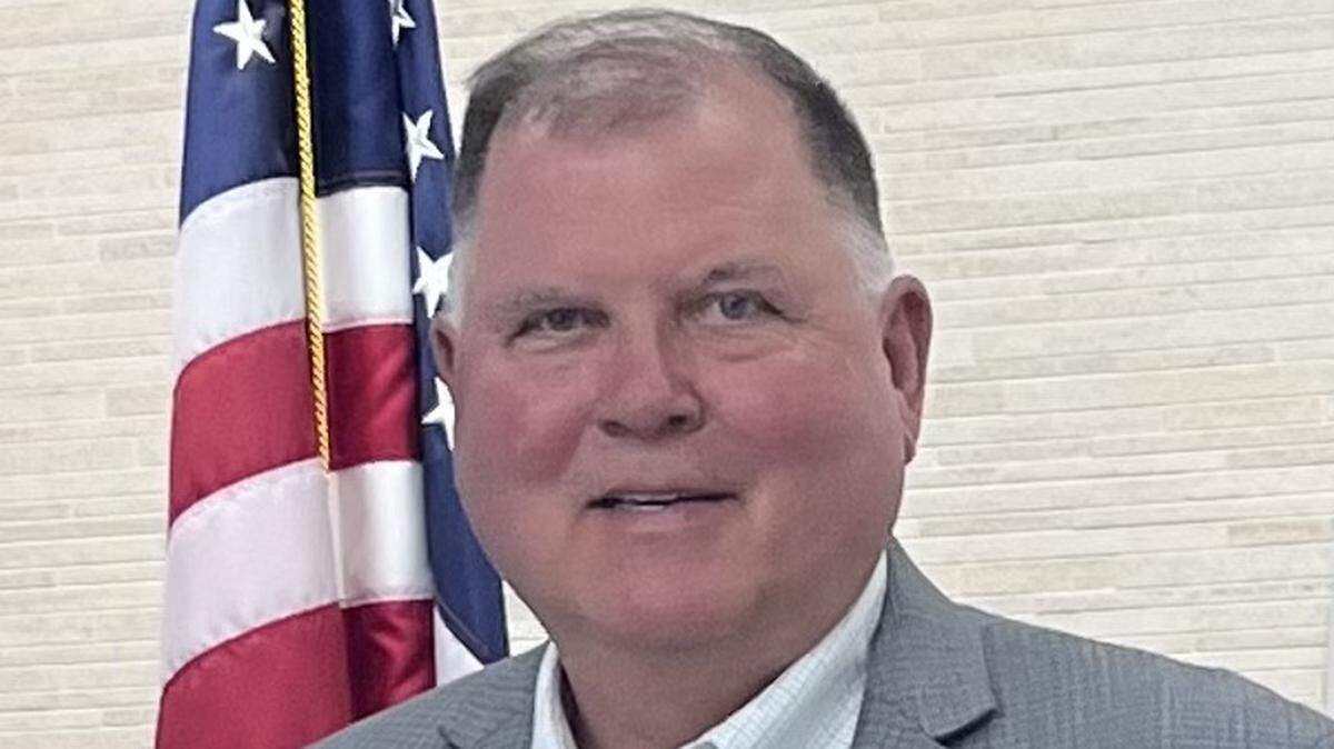 Frank Gammon is a candidate for the Huntersville Board of Commissioners.