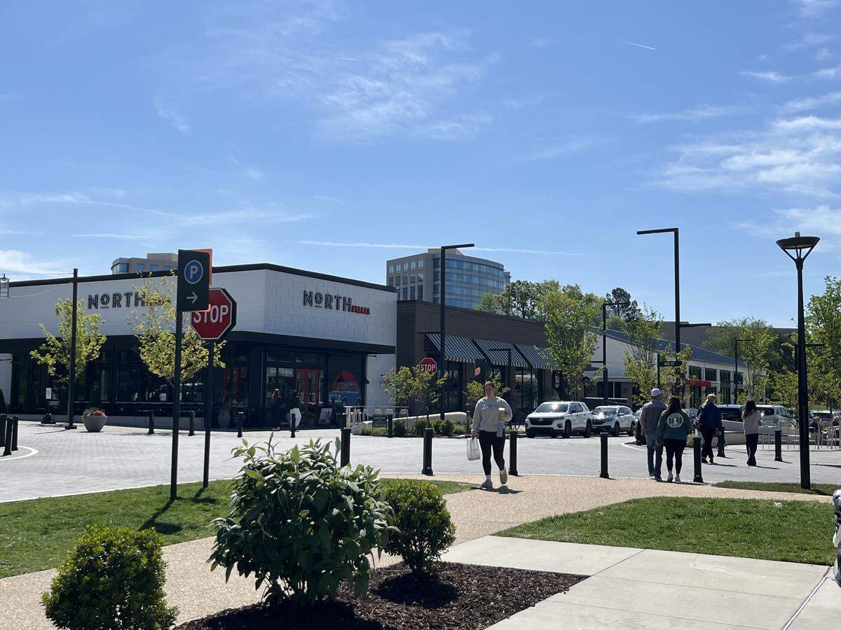 The Bowl at Ballantyne has a host of independent and local restaurant concepts — including&nbsp;Brasserie Copain, Rooster’s Wood-Fired Kitchen and&nbsp;Olde Mecklenburg Brewery.