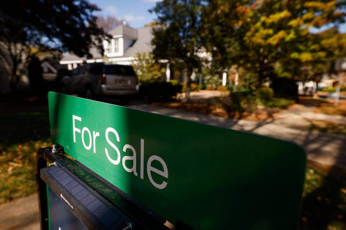 More than half of the Charlotte region’s residents can’t afford some of the area’s lowest-priced homes, while the number of million-dollar homes now exceeds those sold for $150,000 or less