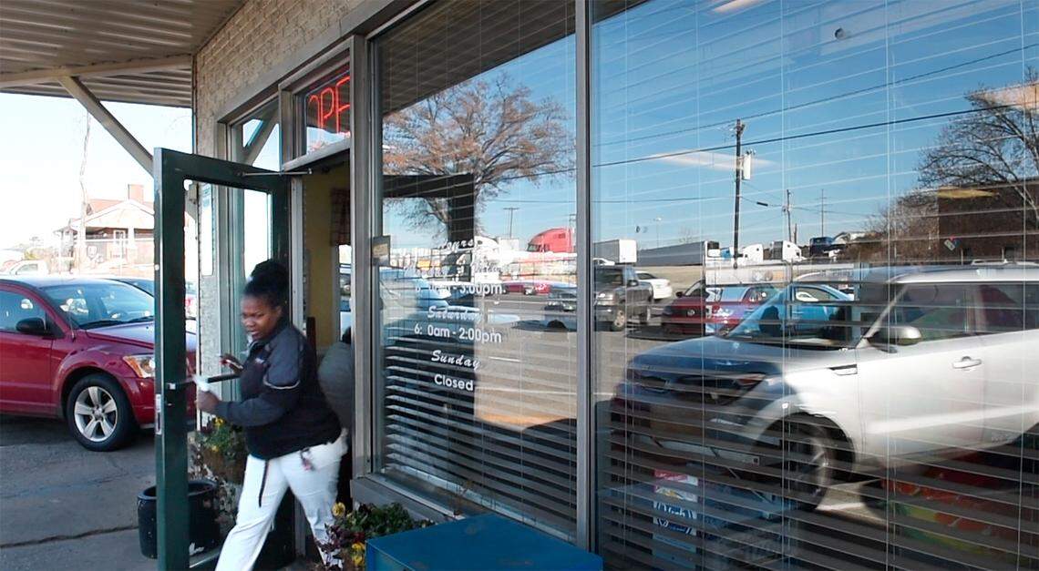 The Circle G, on Rozzelles Ferry Road, is a classic meat and three restaurant has served family style food to decades of Charlotteans. We visited the eatery on Friday, Feb. 1, 2019.