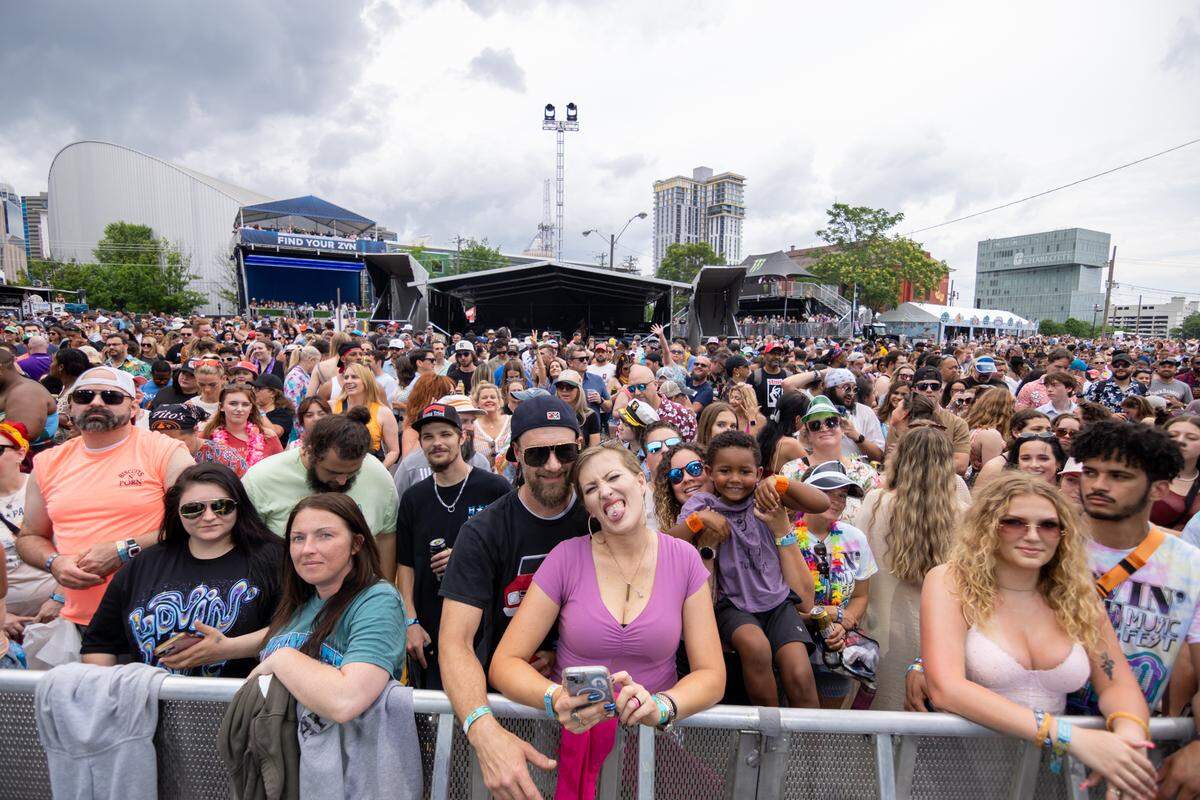 Fans at Lovin’ Life Music Fest.