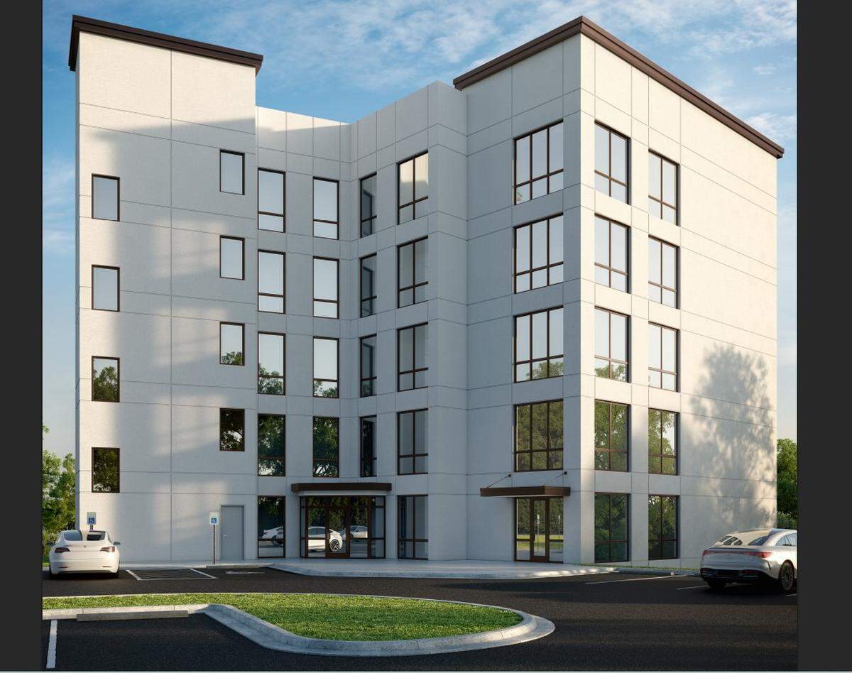A Lake Norman couple plans to develop Cashmere Condominiums, a mixed-use building in Cornelius near the lake.