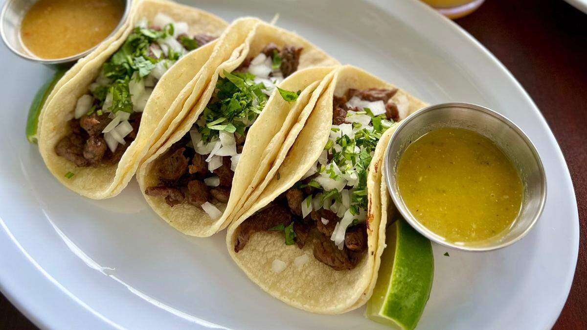 Tacos Mexicanos at Margarita’s Deli.