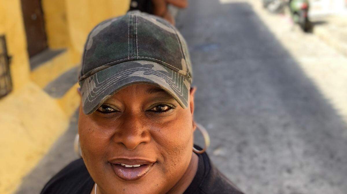 Chef Lisa Brooks takes a selfie while wandering the colorful streets of Cartagena, Colombia.