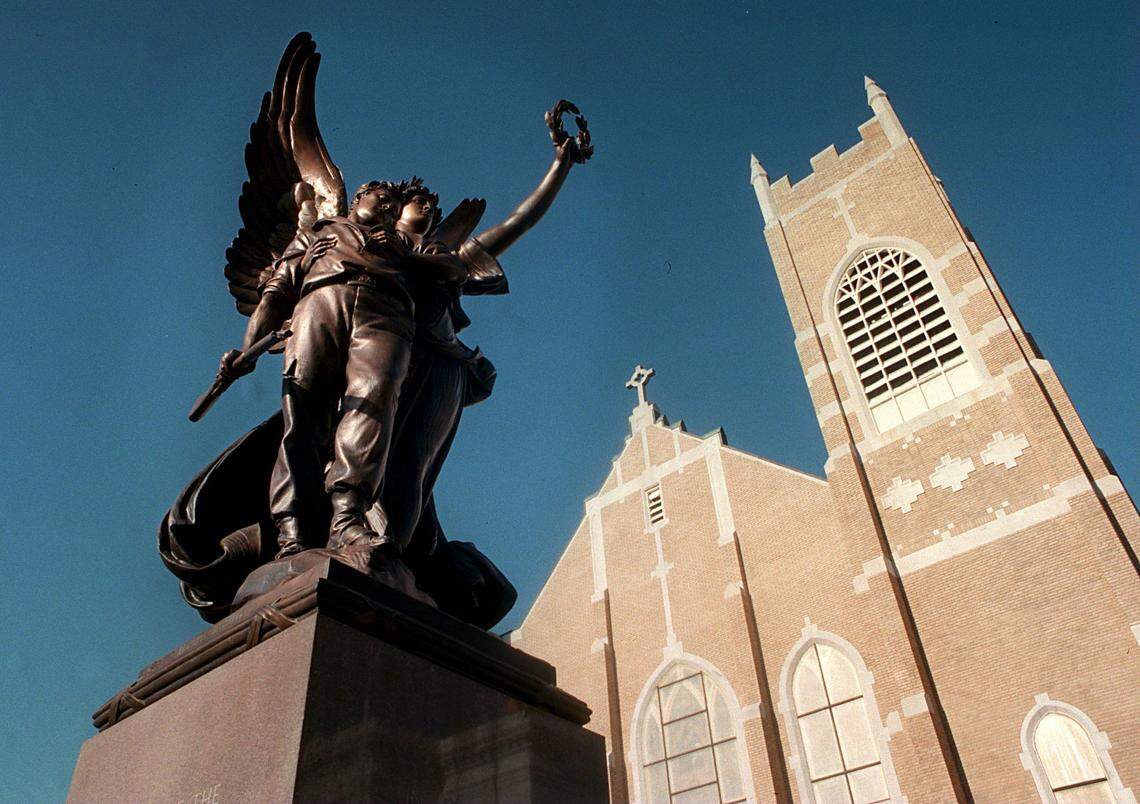 2/19/97 1C L.MUELLER/Staff State historians agree that the Confederate monument at St. John’s Lutheran in Salisbury is perhaps the state’s most beautiful. The statue, which was on display in Paris before being mounted, depicts an angel lifting a fallen soldier heavenward. (UNPUBLISHED NOTES:) (2/16/97 M.PRICE) The confederate monument in front of St. John’s Lutheran in Salisbury is considered by historians among the most beautiful in the South. L.MUELLER/STAFF