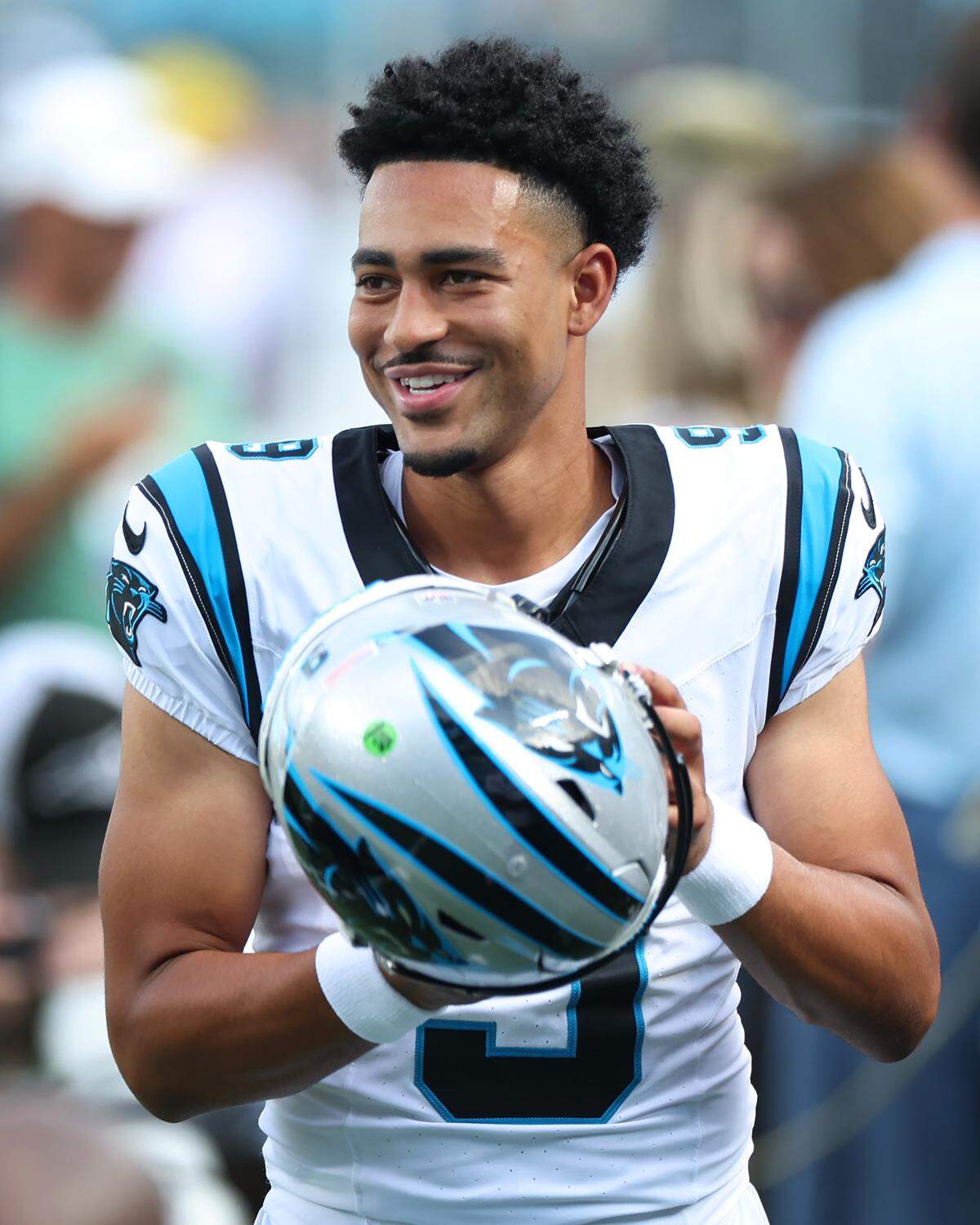 Carolina Panthers quarterback Bryce Young prepares to warmup prior to the team's final preseason game against the Pittsburgh Steelers at Bank of America Stadium in Charlotte, NC on Thursday, August 21, 2025.