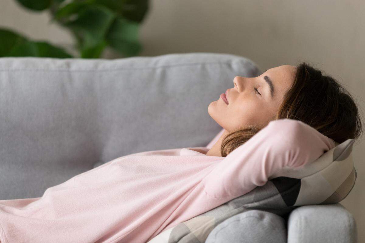 It’s easy to say you want to lose 10 pounds in 2022. But Charlotte health coach Nancy Nicholson says a goal of making room for more relaxation and reflection may have far greater benefits.