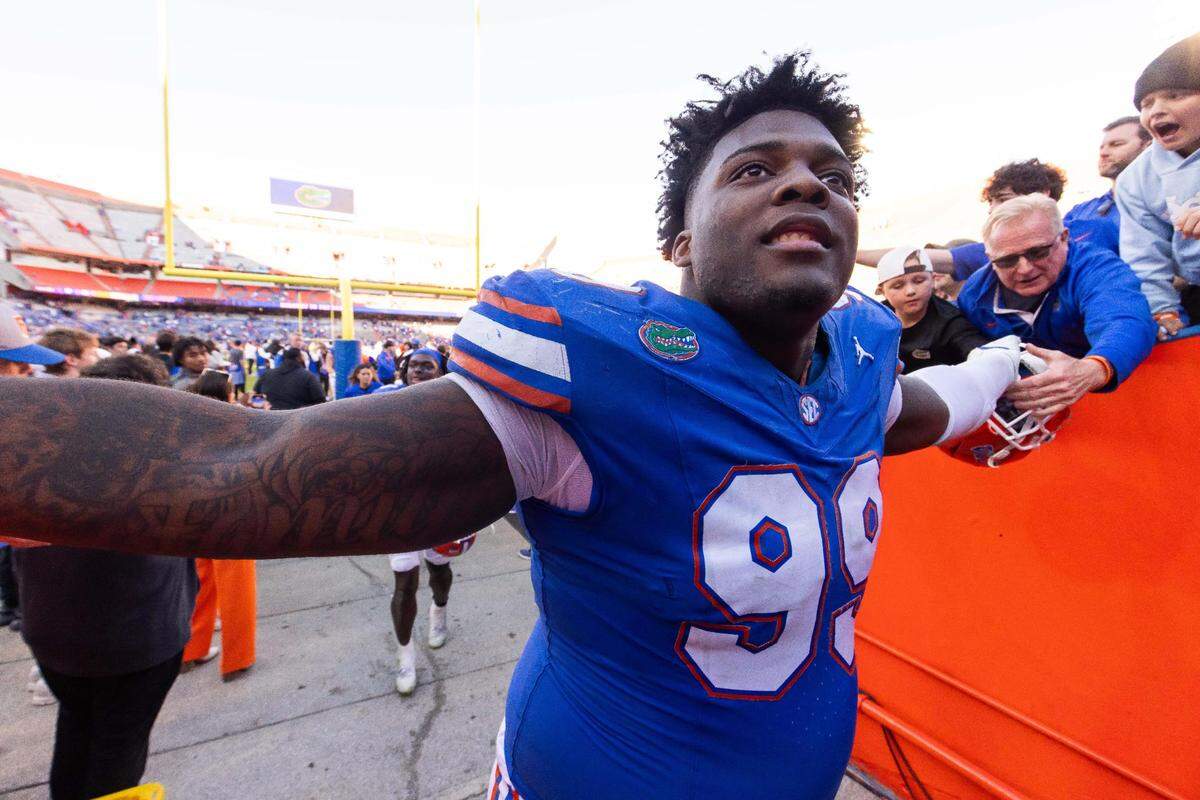 Florida Gators defensive lineman Cam Jackson.