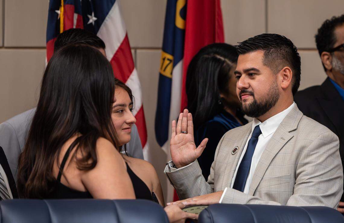 Councilman Juan Diego “JD” Mazuera Arias is sworn in.