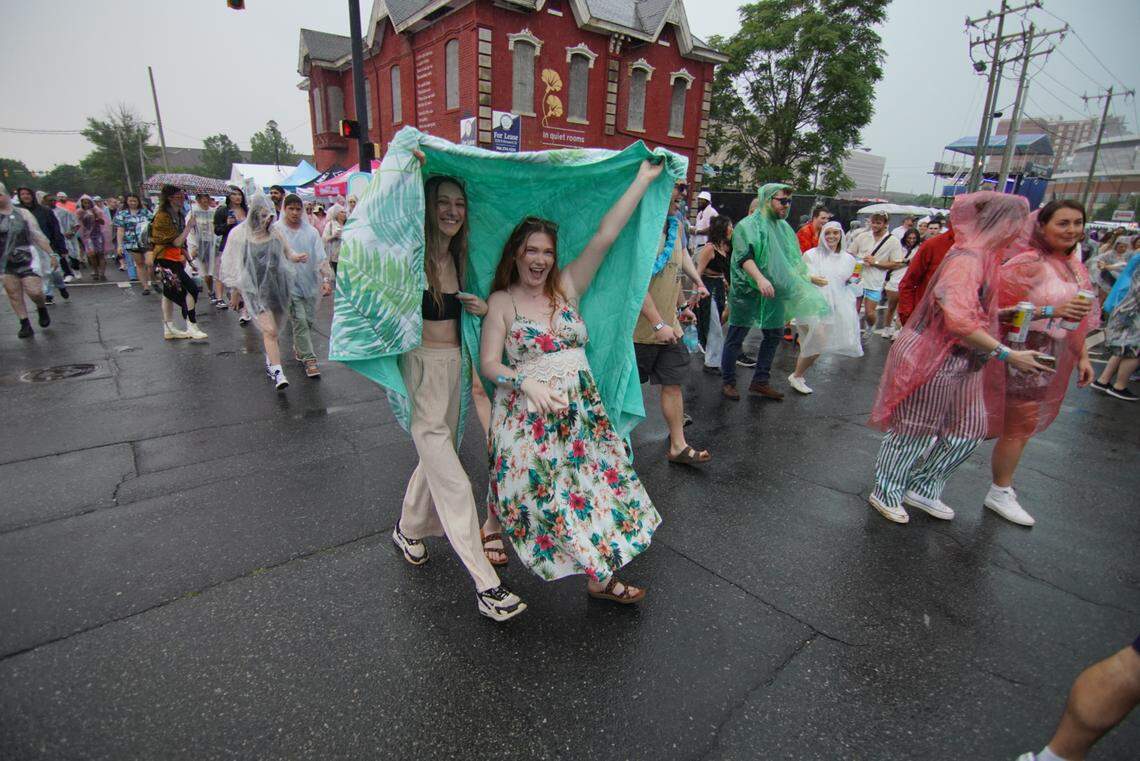 On the afternoon of Saturday, May 3, lightning was detected within 6 miles of uptown during the Lovin’ Life Music Fest and a couple of hours before Kendrick Lamar’s concert was to begin. Lovin’ Life fans were evacuated from festival grounds.