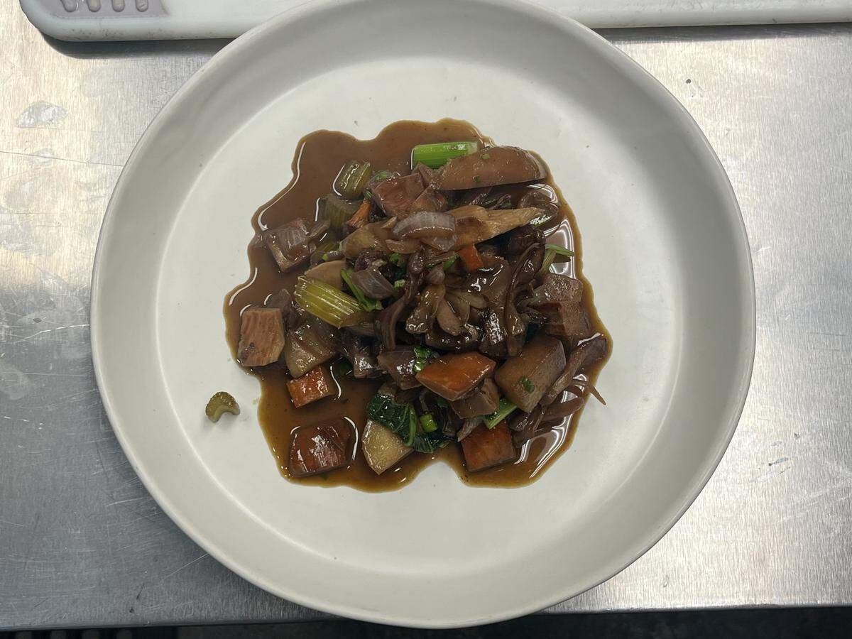 To top it all off, the dish is garnished with baby mizuna greens from Mouna Bowa Farms and flower petals form Diminich’s girlfriend’s garden, Luttrell Farms.