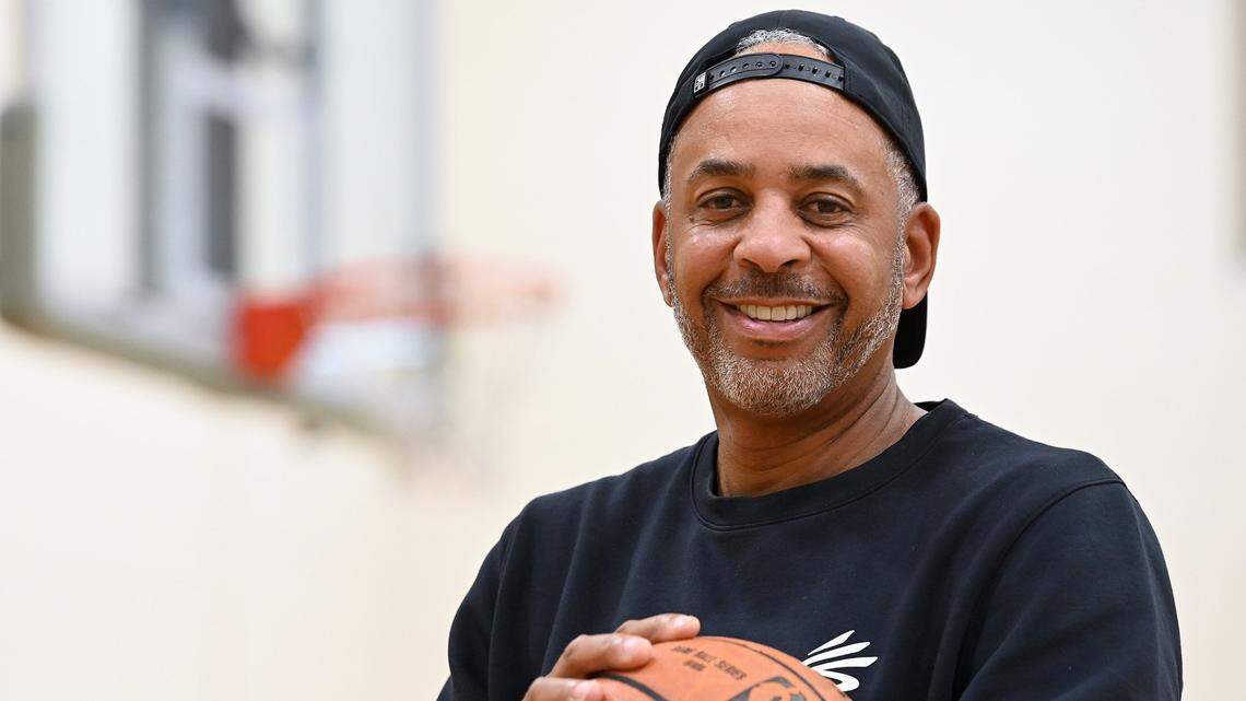 Dell Curry’s jersey to be retired by the Hornets. ‘I can’t put it into words.’
