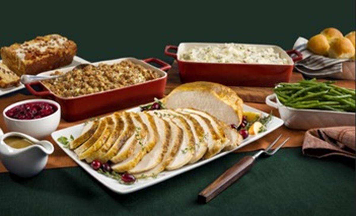 Metro Diner is offering Heat & Serve Holiday Feasts To-Go this Thanksgiving.
