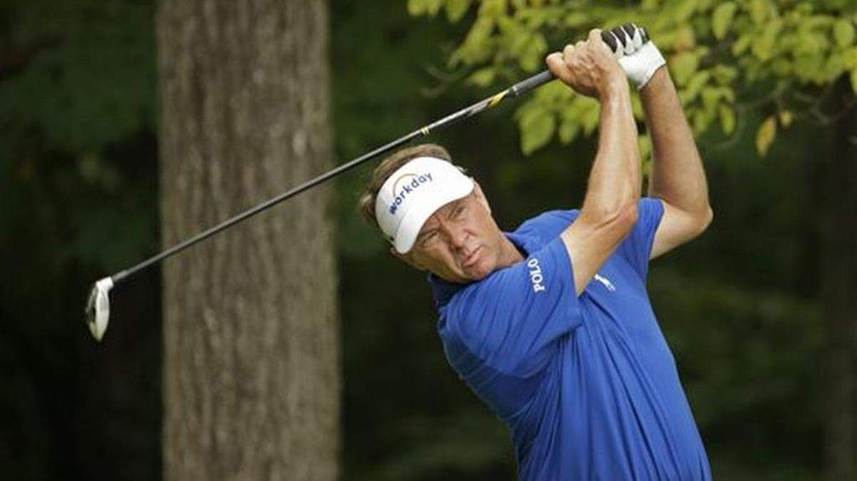 Charlotte native Davis Love III, pictured here at the Wyndham Championship golf tournament at Sedgefield Country Club in Greensboro in 2015, will captain the U.S. team in the 2022 Presidents Cup.