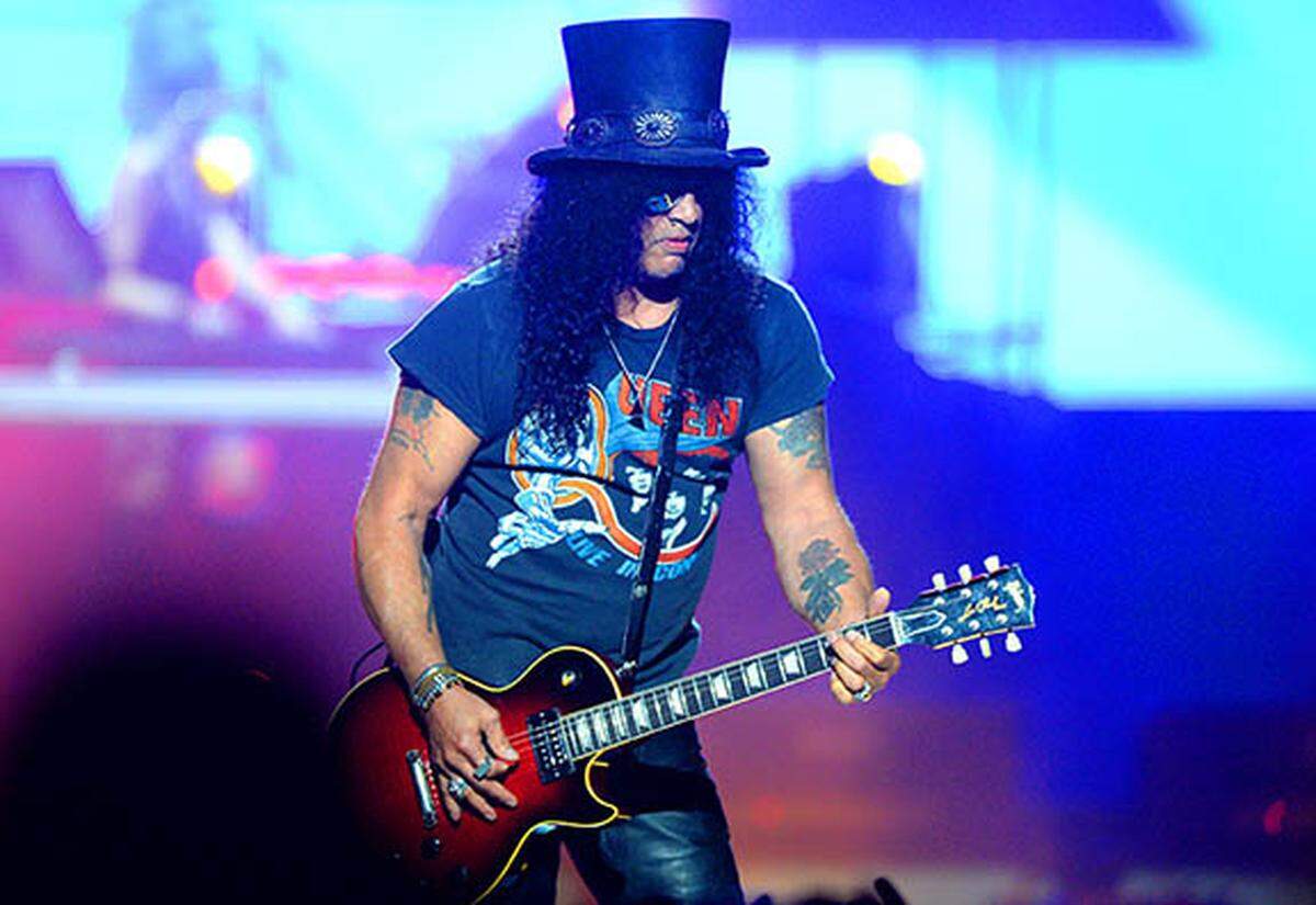 Guitarist Slash of Guns N’ Roses performs during the “Not in This Lifetime Tour at Spectrum Center in Charlotte, NC on Wednesday, September 25, 2019.