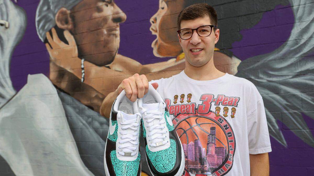 Jeremy Recoon discovered his new side hustle of creating custom sneakers during the pandemic when he was looking for ways to make extra money.