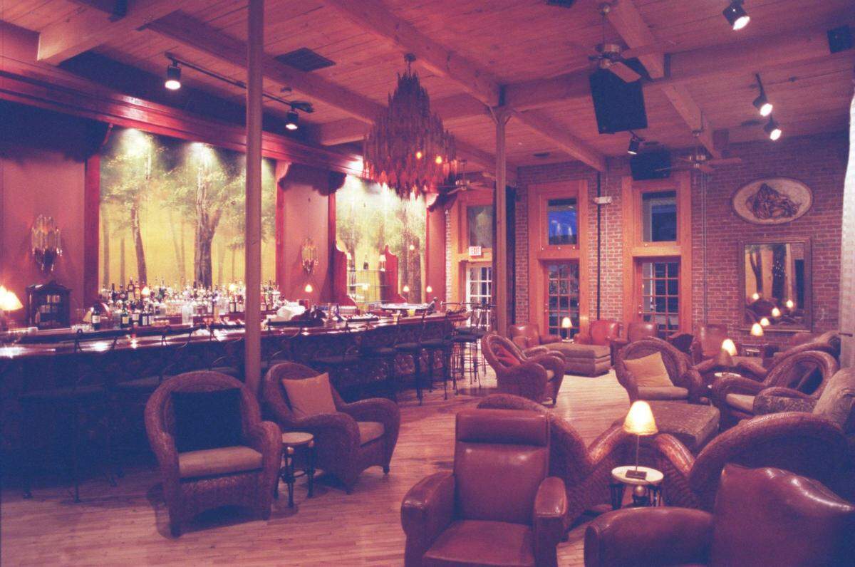 Tutto Mondo restaurant in 1998.