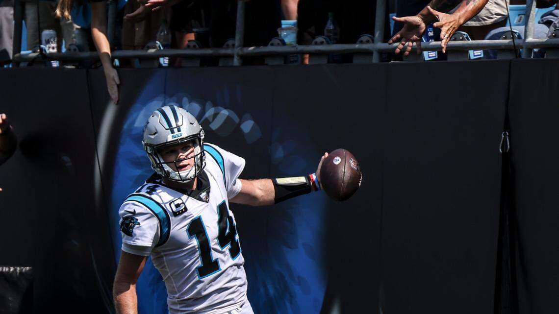 Sam Darnold wasn’t perfect, but he was plenty good enough in first game as a Panther