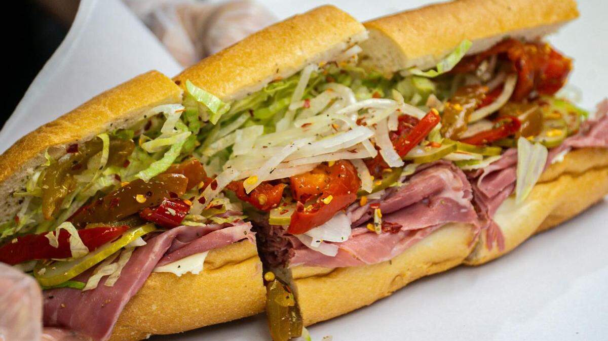 A favorite sandwich spot in the Myrtle Beach area will be closing their doors right before Thanksgiving.