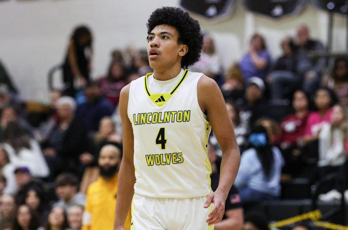 Lincolnton’s LJ Smith runs watches a play during the game against Bunker Hill in Lincolnton, NC on Friday, January 24, 2025.