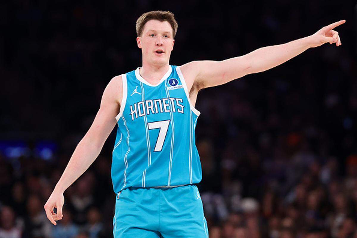 Kon Knueppel of the Charlotte Hornets gestures after a play during the first half against the New York Knicks at Madison Square Garden.