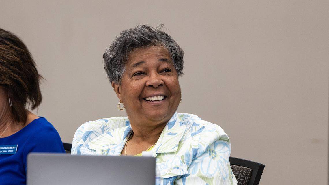 Que Tucker, commissioner of NC’s high school sports association, to retire