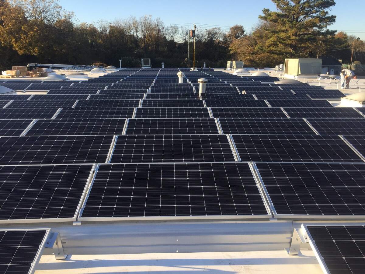 Birdsong’s 70 kilowatt solar panel system reduces power usage and prevents CO2 emissions from being released into the atmosphere.