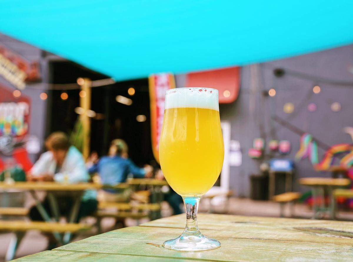 Asheville-based Hi-Wire Brewing is opening a Charlotte taproom.