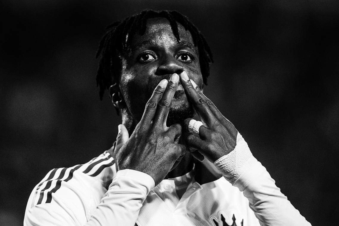Alfred Zaha blows a kiss to the crowd after scoring a goal in the first half of Charlotte FC's match vs. Montreal at Bank of America Stadium on Sept. 27, 2025.