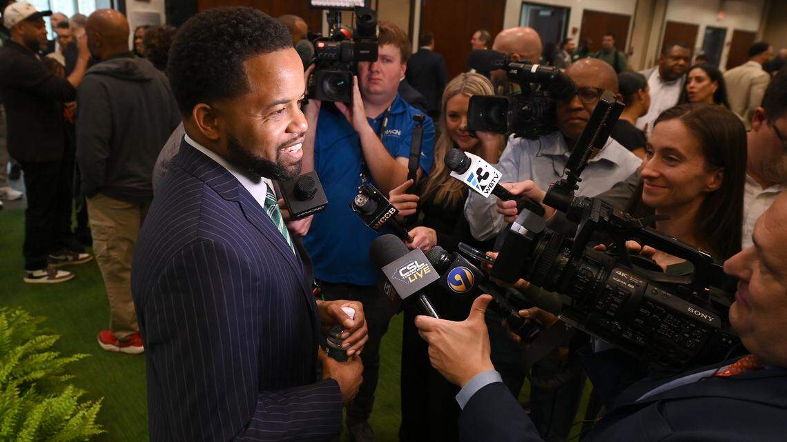 ‘Charlotte’s stock is rising’: What new 49ers AD Kevin White said on Day 1