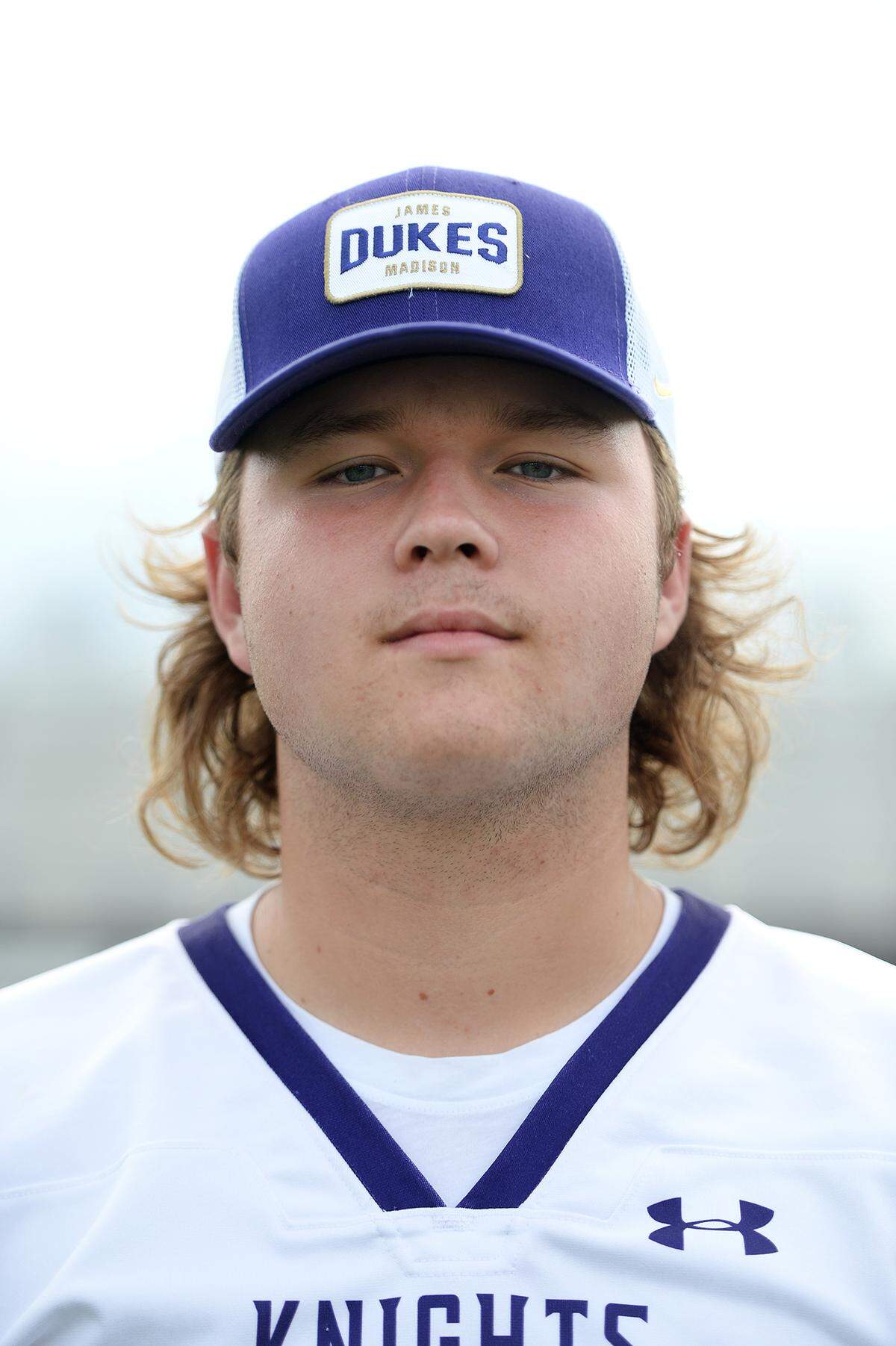 Jack Mowrey, 17, an Ardrey Kell linebacker, has dedicated the season and a fundraiser to David Kunz, a close friend, he lost to cancer. Mowrey is one of the state’s top linebackers. He posed for a portrait at the school on Thursday, Aug. 25, 2022.
