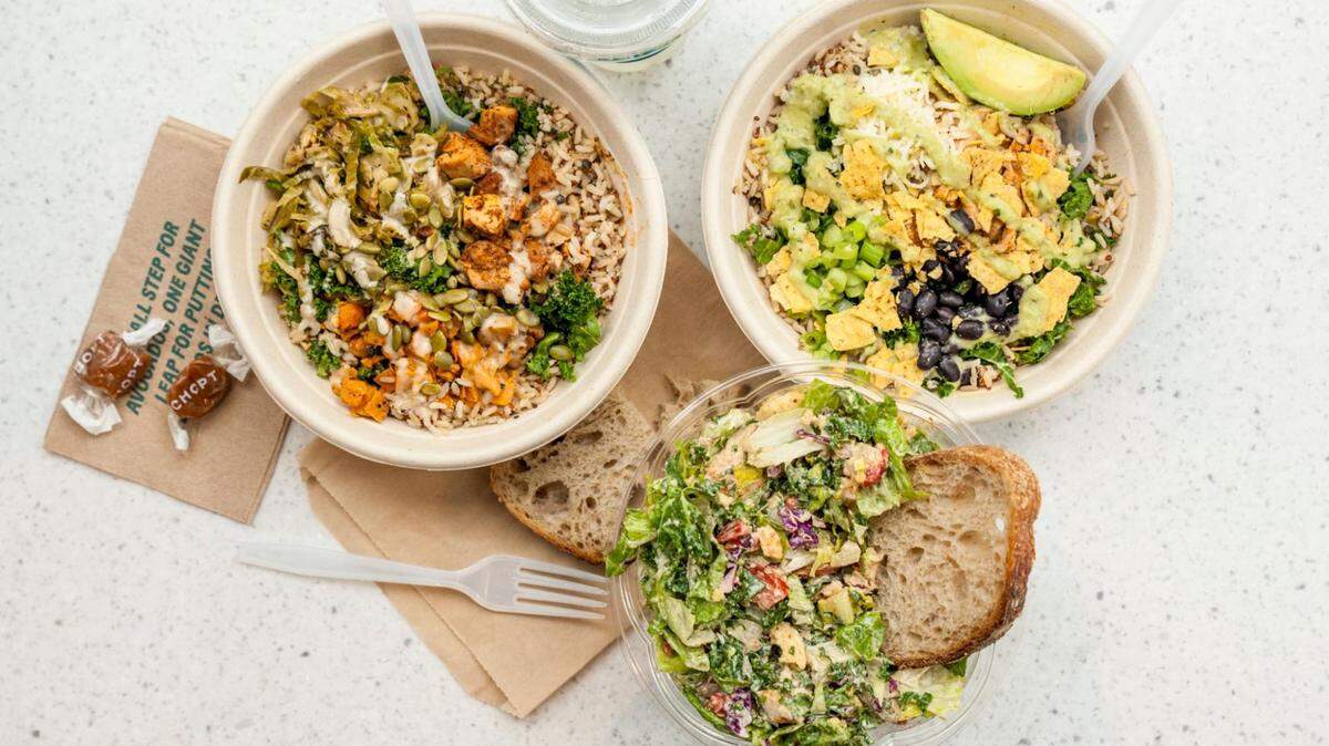Chopt’s menu includes light favorites, Chopt classics, warm bowls and global street food salads.