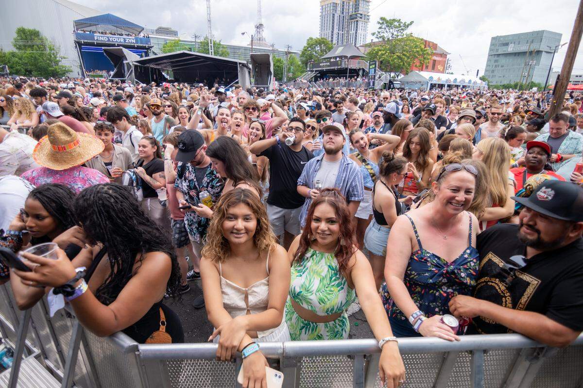 Fans at Lovin’ Life Music Fest.