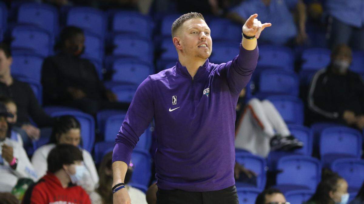 Jordan Surenkamp, head coach of the Greensboro Swarm, points to his players during the game against Wisconsin Herd on February 4, 2022 at Greensboro Coliseum in Greensboro, North Carolina. (Photo by Brock Williams-Smith/NBAE via Getty Images)