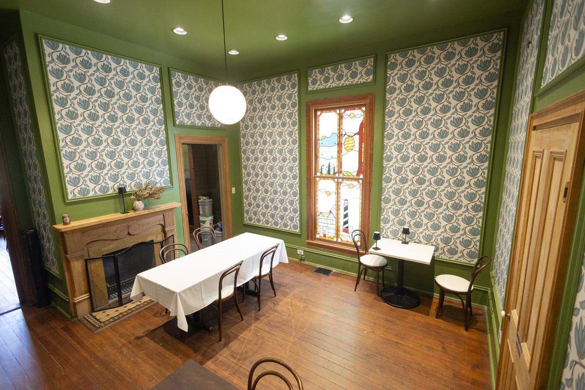 A dining room at Spaghett.