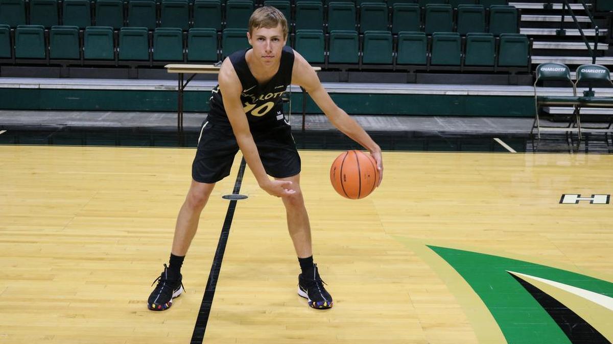 Tyler Bertram, a 6-foot-4 guard who played last high school basketball season at Vermont Prep, has signed with the Charlotte 49ers.