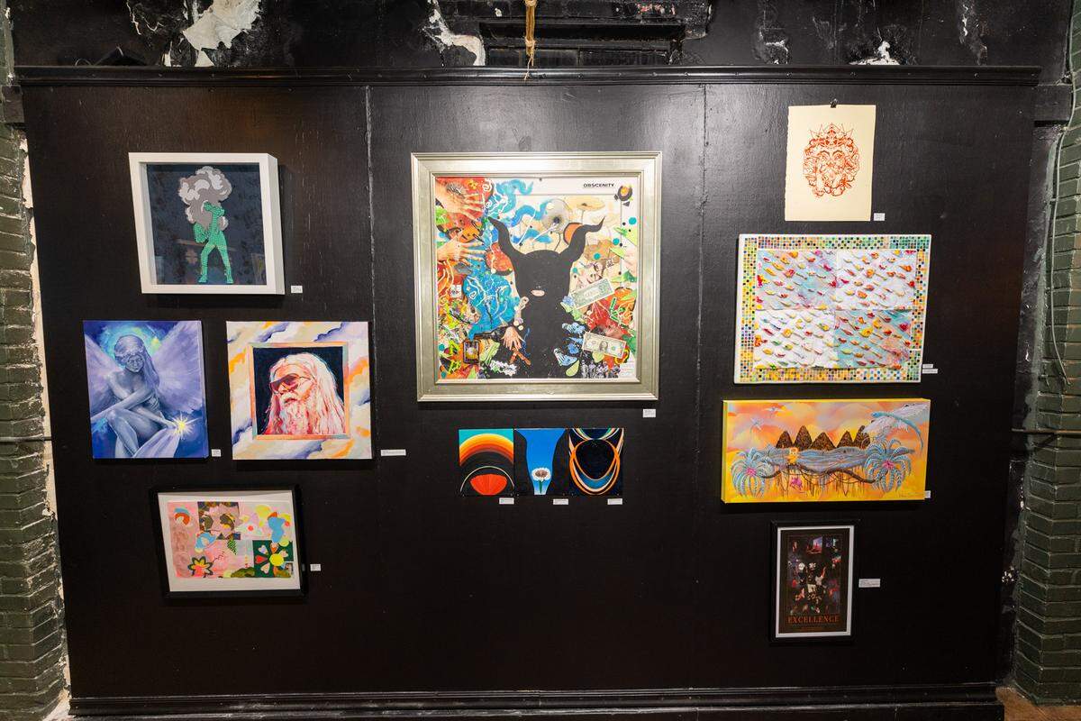 Petra’s Bar includes a “dive art gallery”, a black room with paintings, pictures and mixed-media art from a collection of new and local artists.