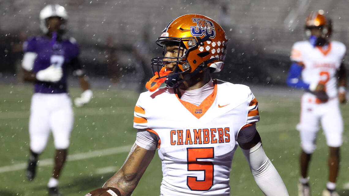 Chambers High roars past Ardrey Kell in game of the week, improves to 5-0